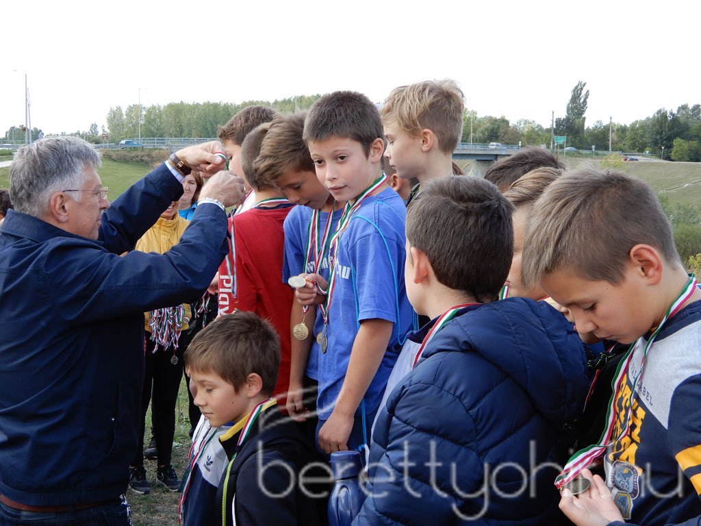 Mezei futóbajnokság Berettyóújfaluban 106